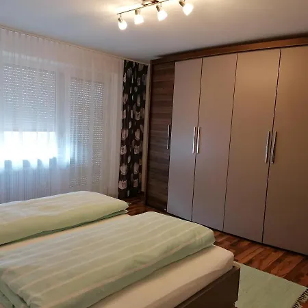 Gina 因斯布鲁克